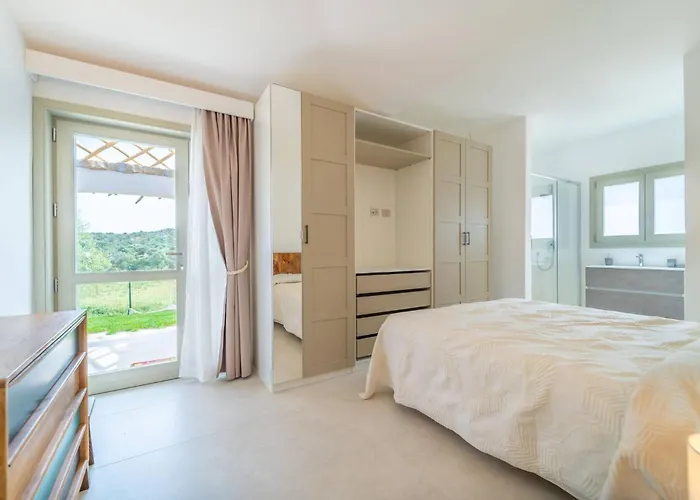 D&v Luxury - By Searly Porto San Paolo (Sardinia)