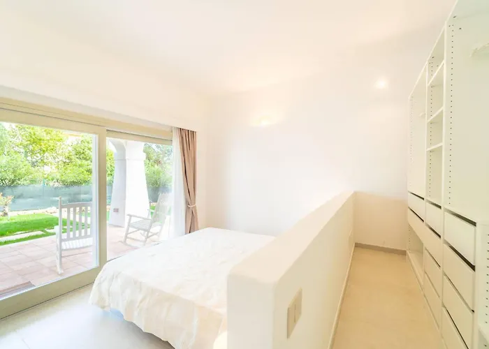 D&v Luxury - By Searly Porto San Paolo